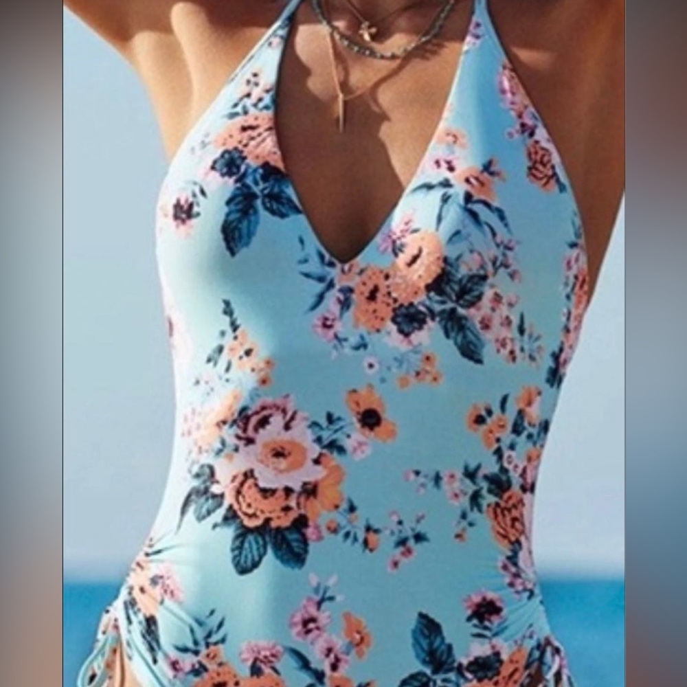 NWT Seafolly Vintage wild flower French blue. Swimsuit is reversible. Size 4